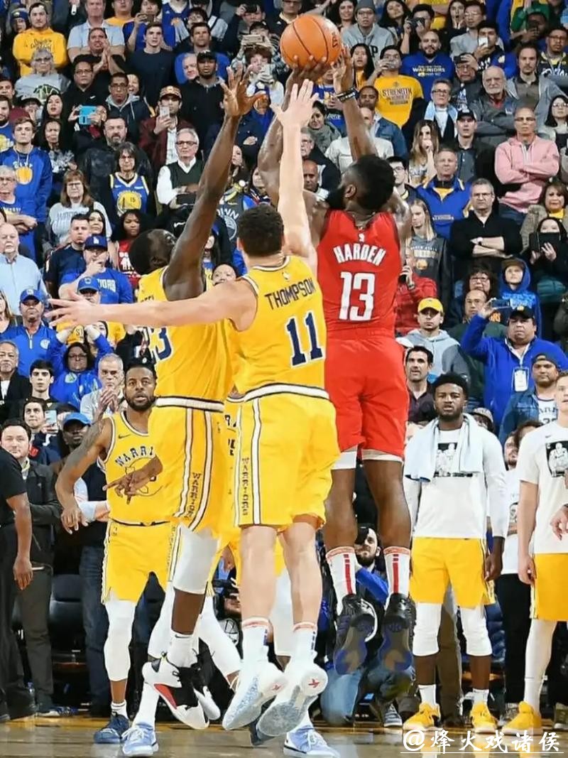 梅里尔:哈登积极沟通,暂停交流助骑士胜 梅里尔:哈登积极沟通,暂停交流助骑士胜